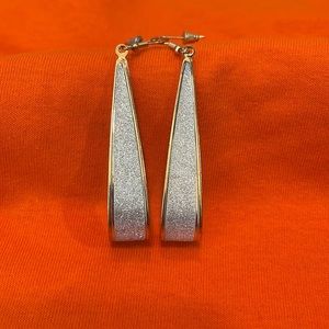 Gold earrings with silver glitter